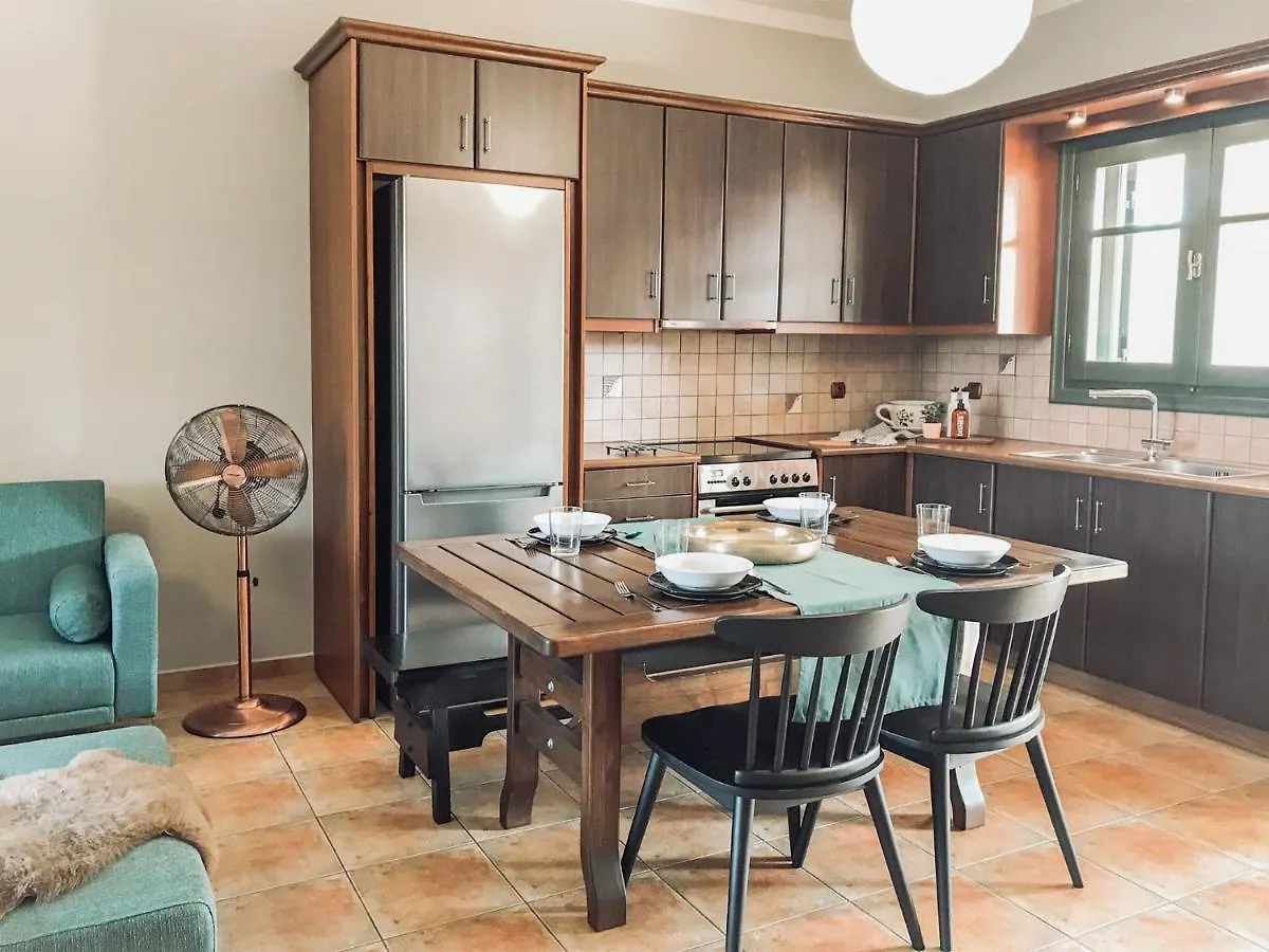 Agrilia Maison Razáta 0*,  그리스