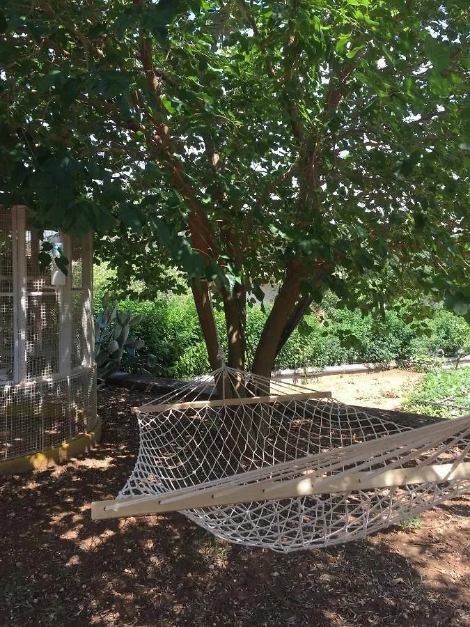 Agrilia Maison Razáta