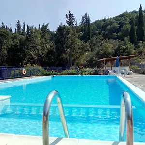 Kaminakia - Adults Only Policy - Delve Into Little Oasis Where Peace And Quiet Reign Supreme - Sheltered By An Evergreen Cypress Forest - Offering A Large Swimming Pool Exclusively For Guests' Use And Breathtaking Sea Views From Every Φισκάρδο