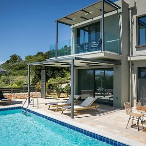  Villa Sea Front